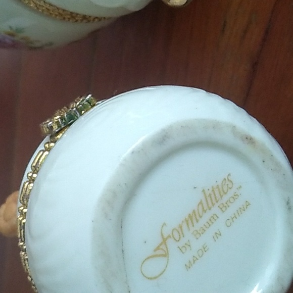 💖 Baum Bros Formalities Trinket Box -Egg Shaped Footed Porcelain - Picture 10 of 16